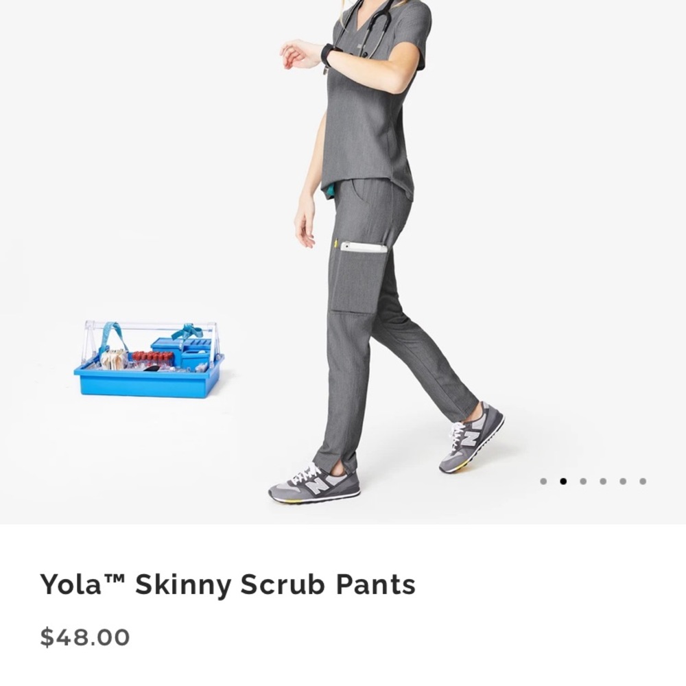 Bundle. scrub top and skinny figs pants
